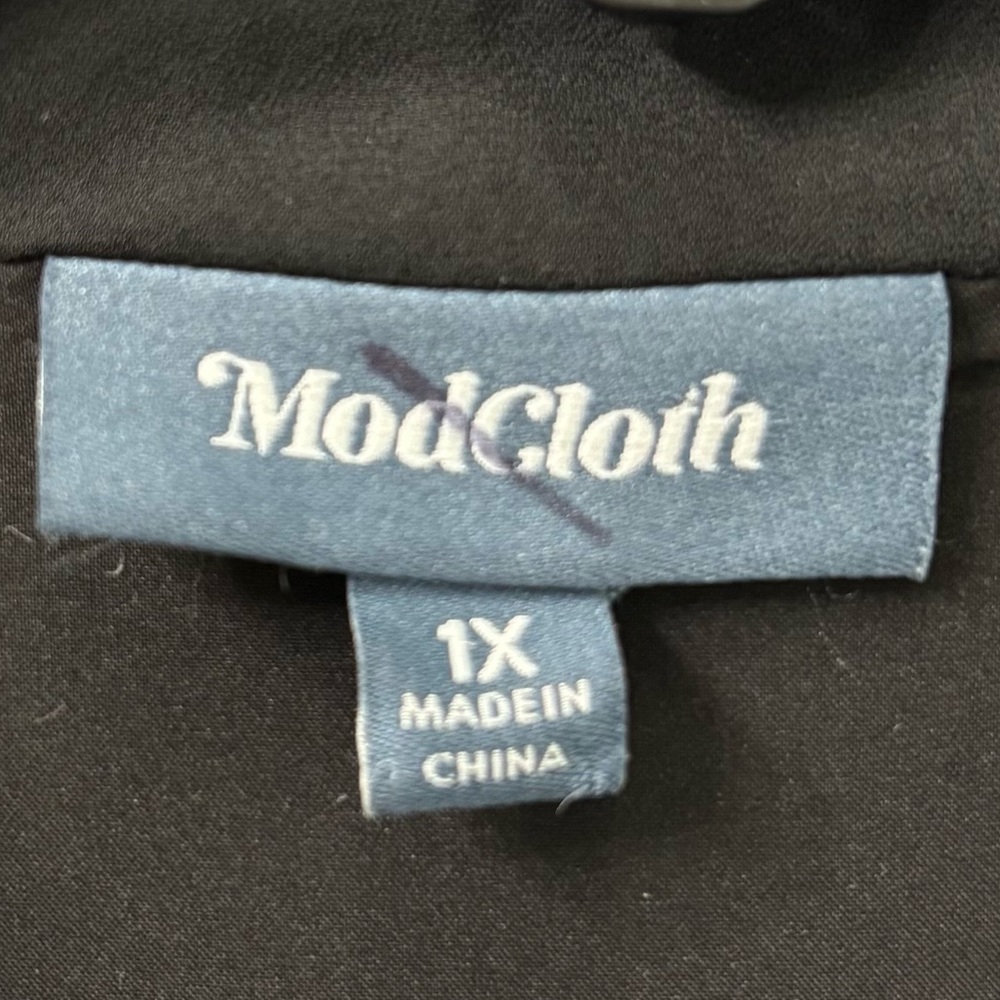 ModCloth button front black dress size 1x see description - Picture 4 of 8